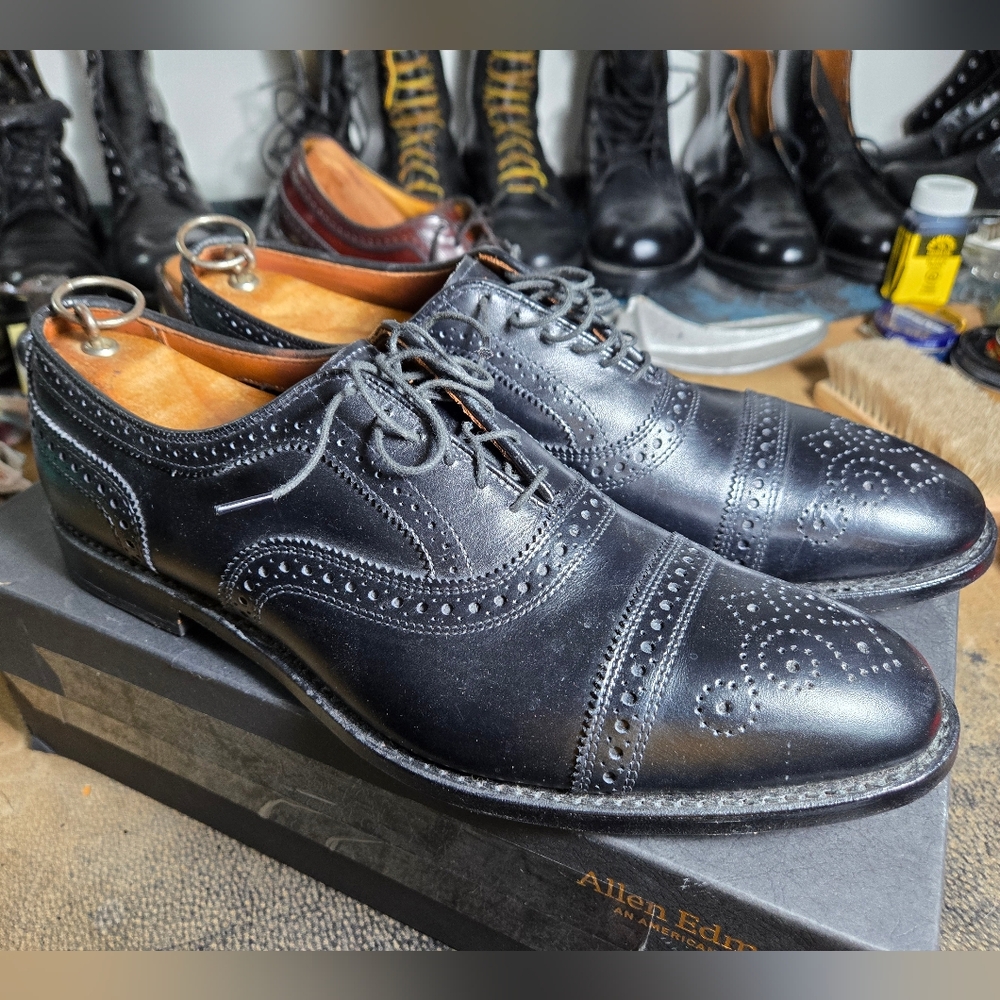 Allen Edmonds Black Oxford Brogue Shoes